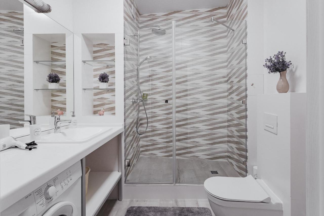 Arcadia Apartment Vip Odessa Exteriör bild